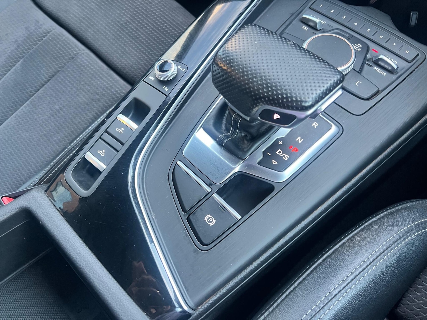 Used Audi A5 Cabriolet 2017 for sale - 77090891: Photo 14