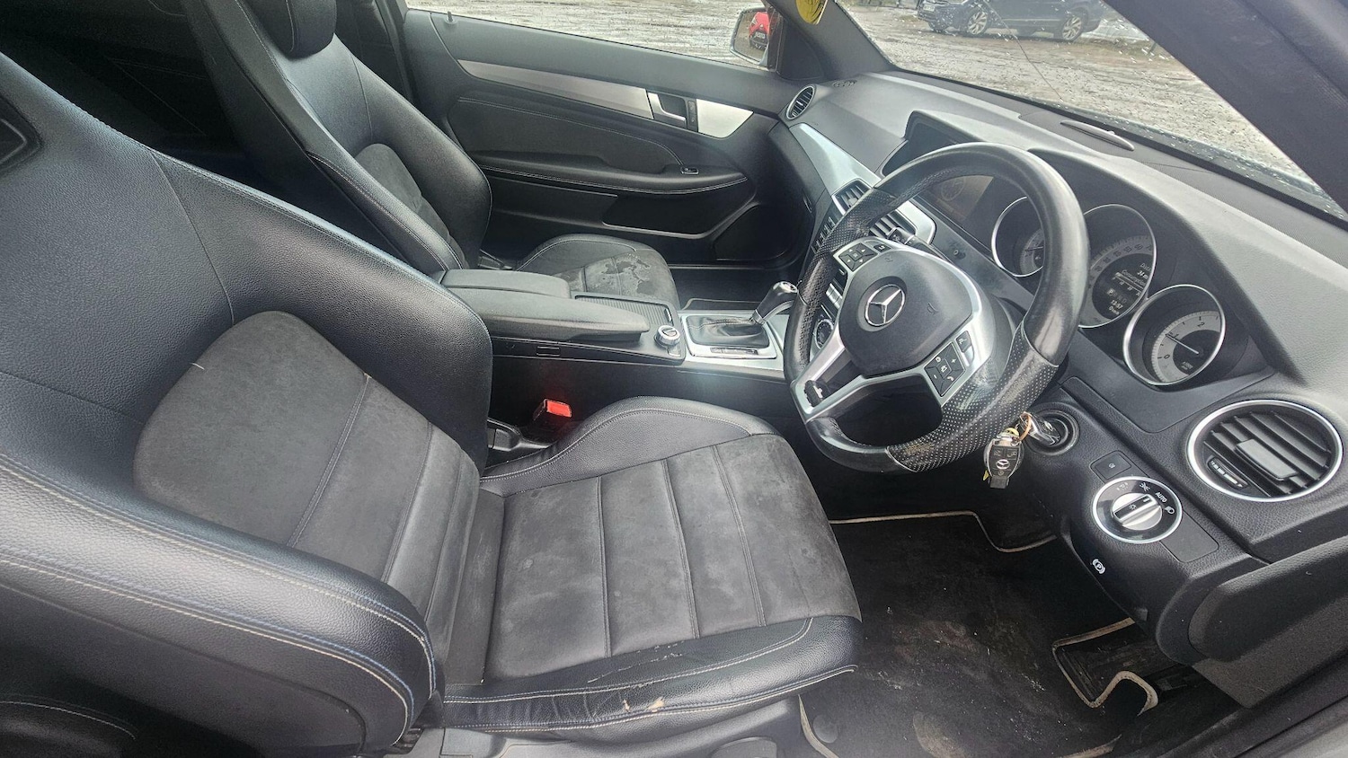 Used Mercedes-Benz C Class 2015 for sale - 77625797: Photo 12