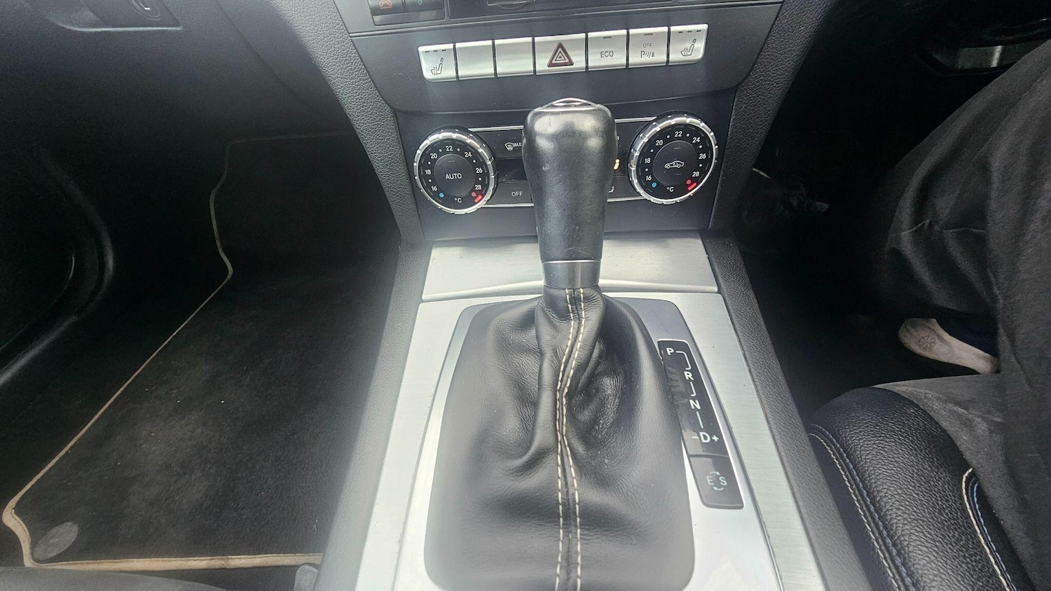 Used Mercedes-Benz C Class 2015 for sale - 77625797: Photo 21