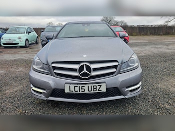 Used Mercedes-Benz C Class 2015 for sale - 77625797: Photo