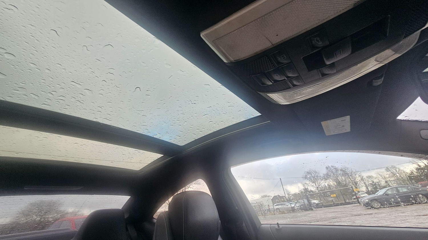 Used Mercedes-Benz C Class 2015 for sale - 77625797: Photo 30