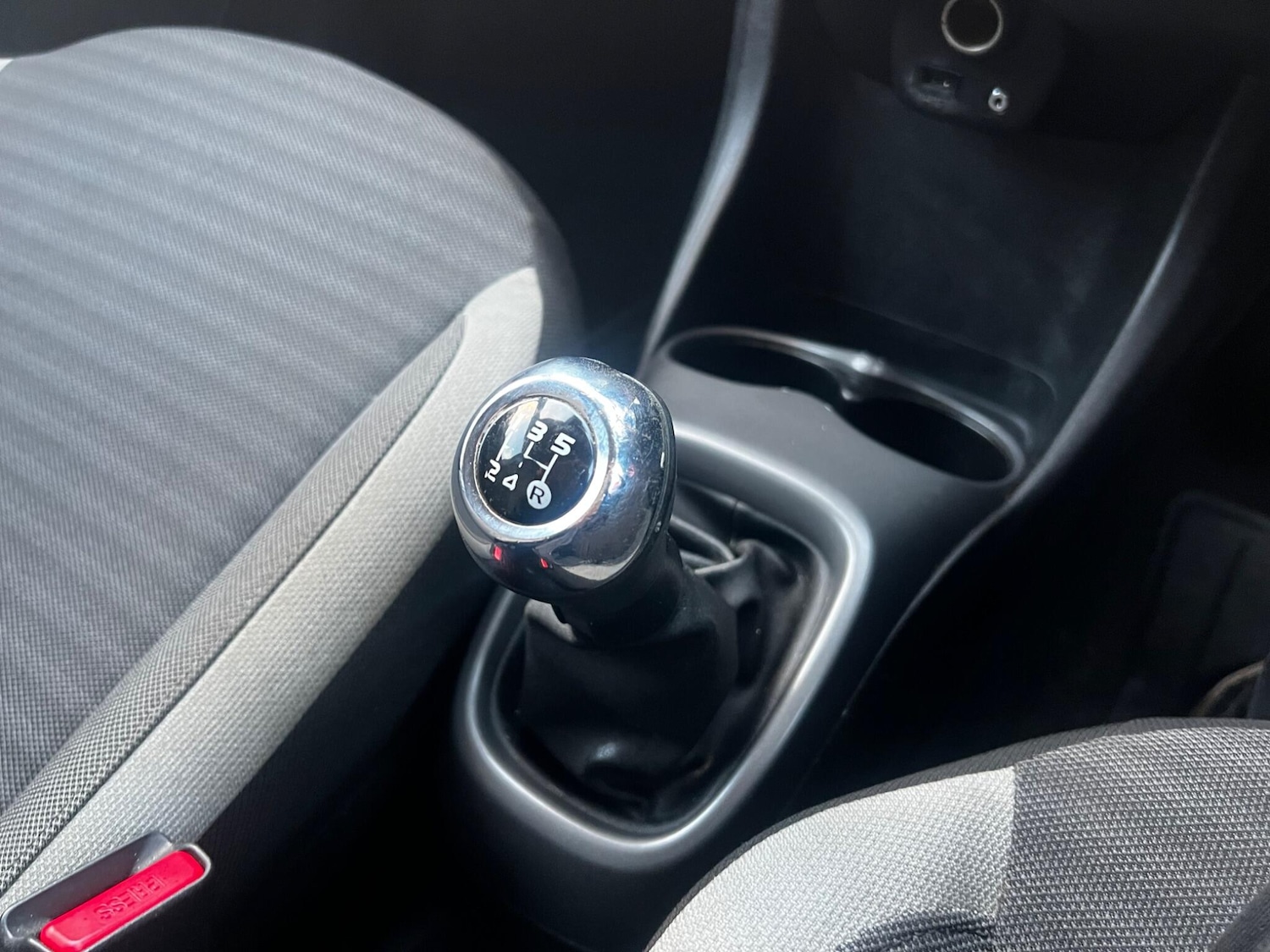 Used Toyota AYGO 2019 for sale - 76633486: Photo 26