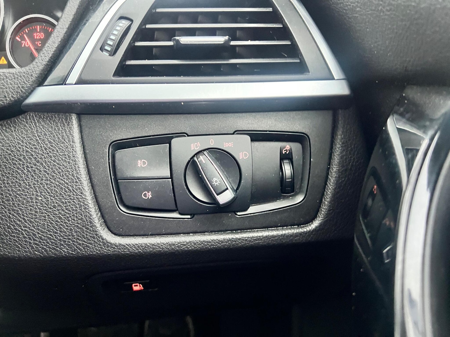 Used BMW 3 Series 2017 for sale - 77191998: Photo 24