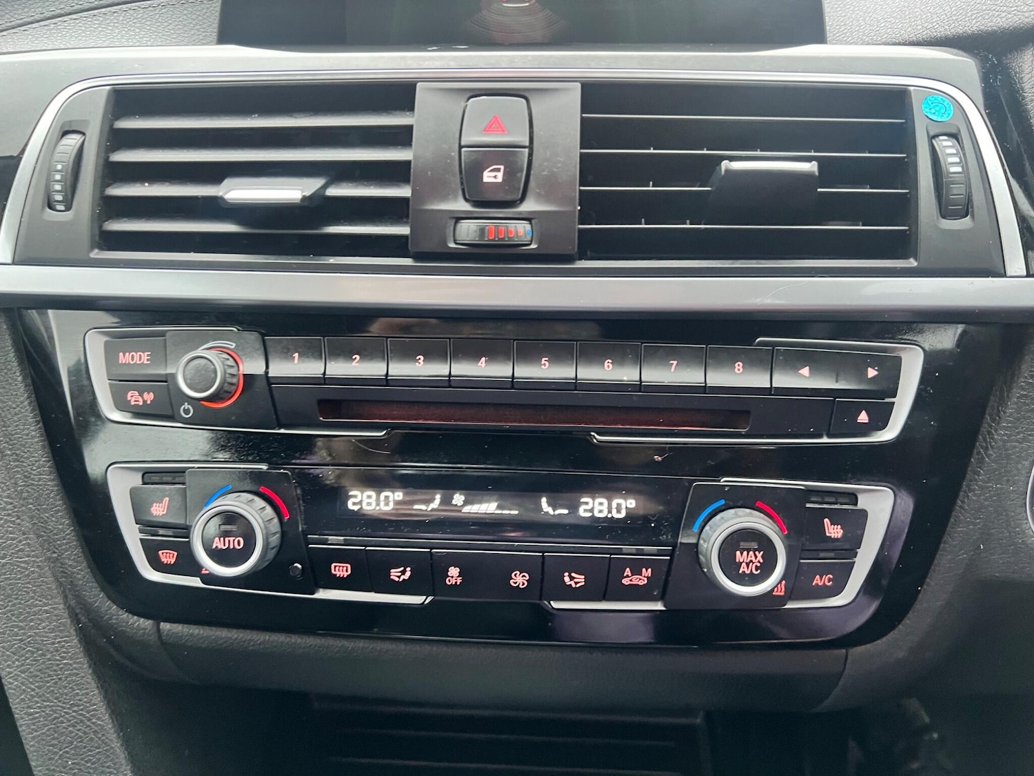 Used BMW 3 Series 2017 for sale - 77191998: Photo 27