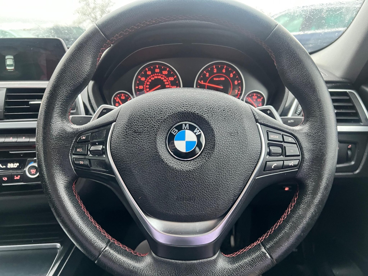 Used BMW 3 Series 2017 for sale - 77191998: Photo 32