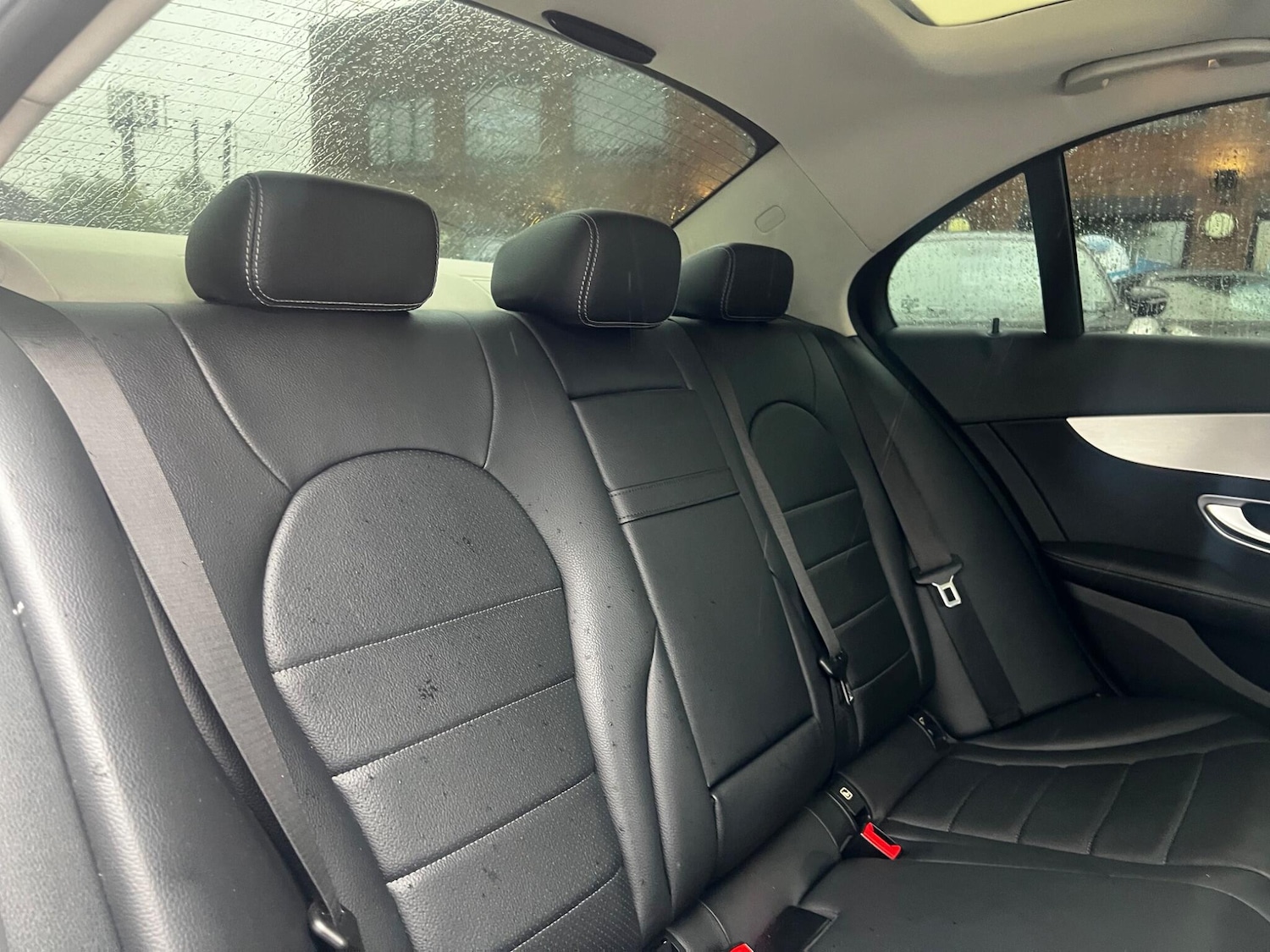 Used Mercedes-Benz C Class 2017 for sale - 76850029: Photo 18