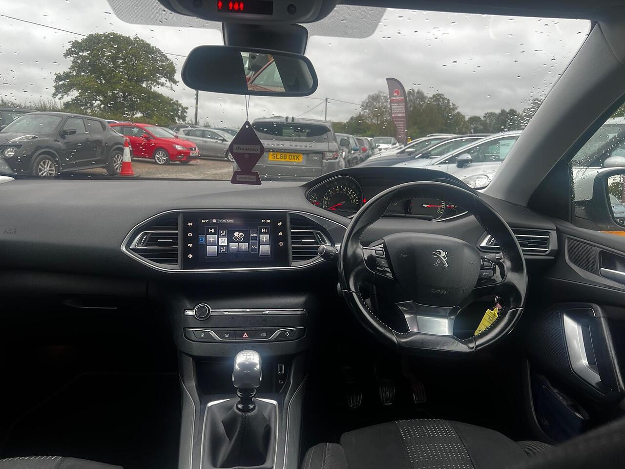 Used Peugeot 308 2017 for sale - 77549552: Photo 12