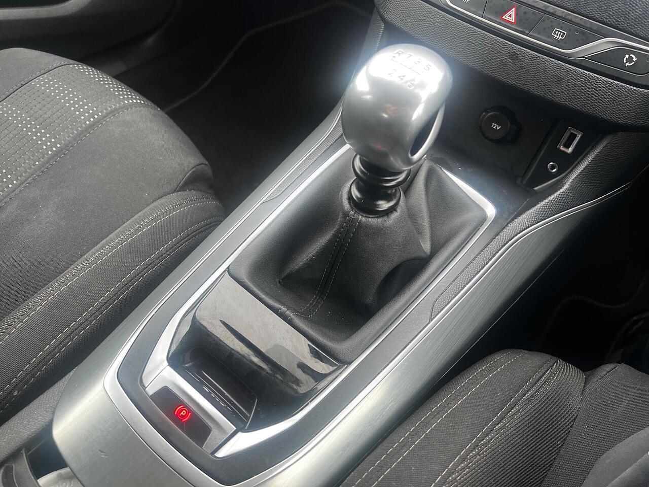 Used Peugeot 308 2017 for sale - 77549552: Photo 14