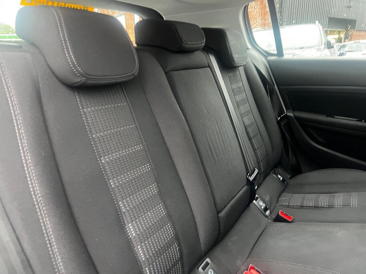 Used Peugeot 308 2017 for sale - 77549552: Photo 17