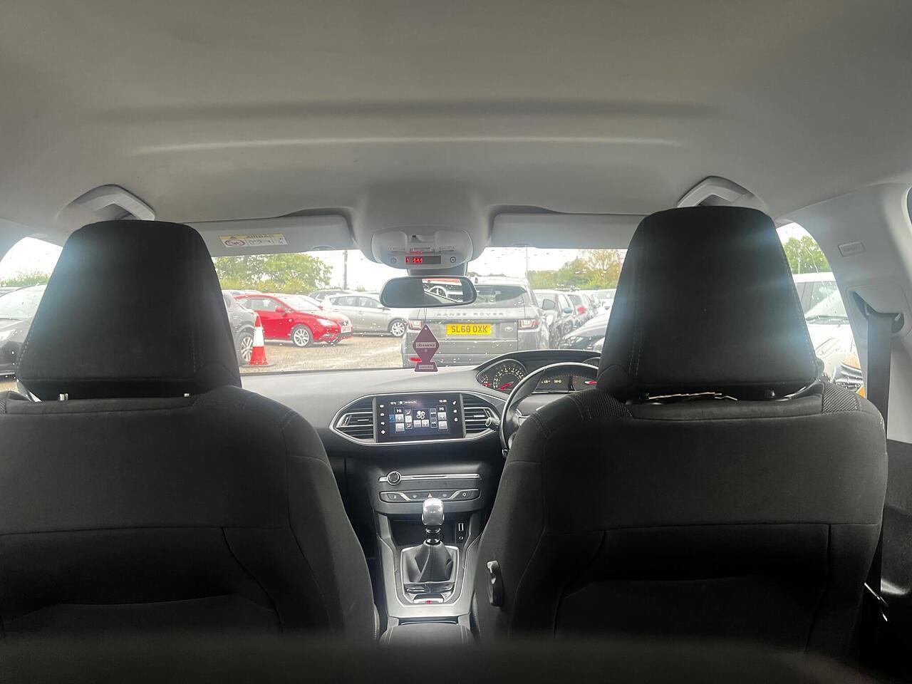 Used Peugeot 308 2017 for sale - 77549552: Photo 21