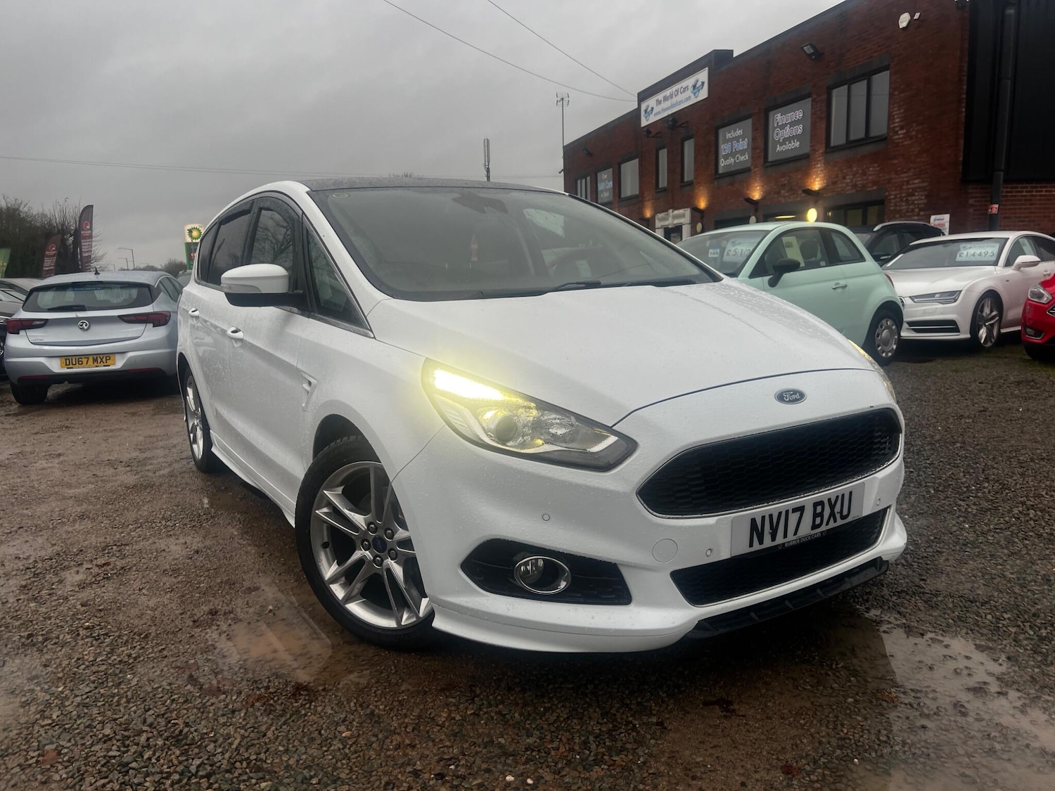 Used Ford S-Max 2017 for sale - 76560946: Photo 1