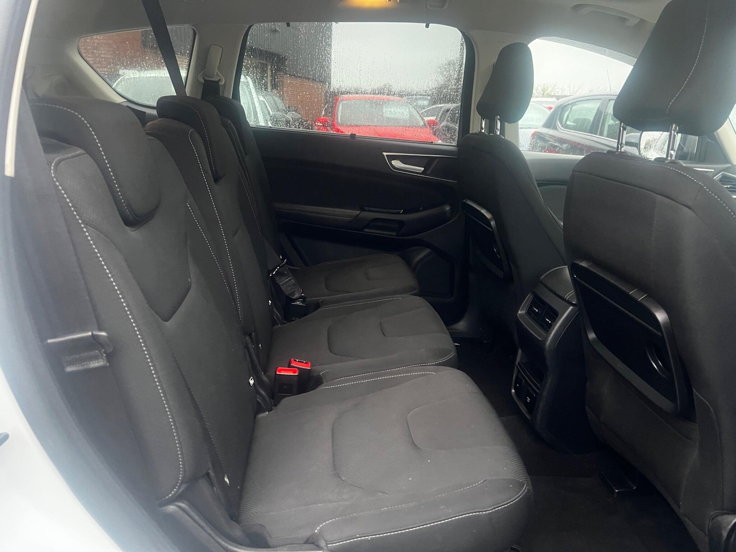 Used Ford S-Max 2017 for sale - 76560946: Photo 17