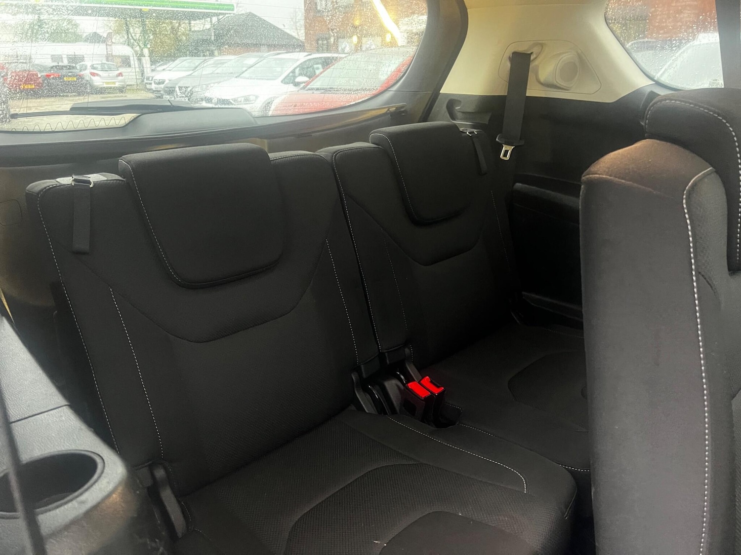 Used Ford S-Max 2017 for sale - 76560946: Photo 19