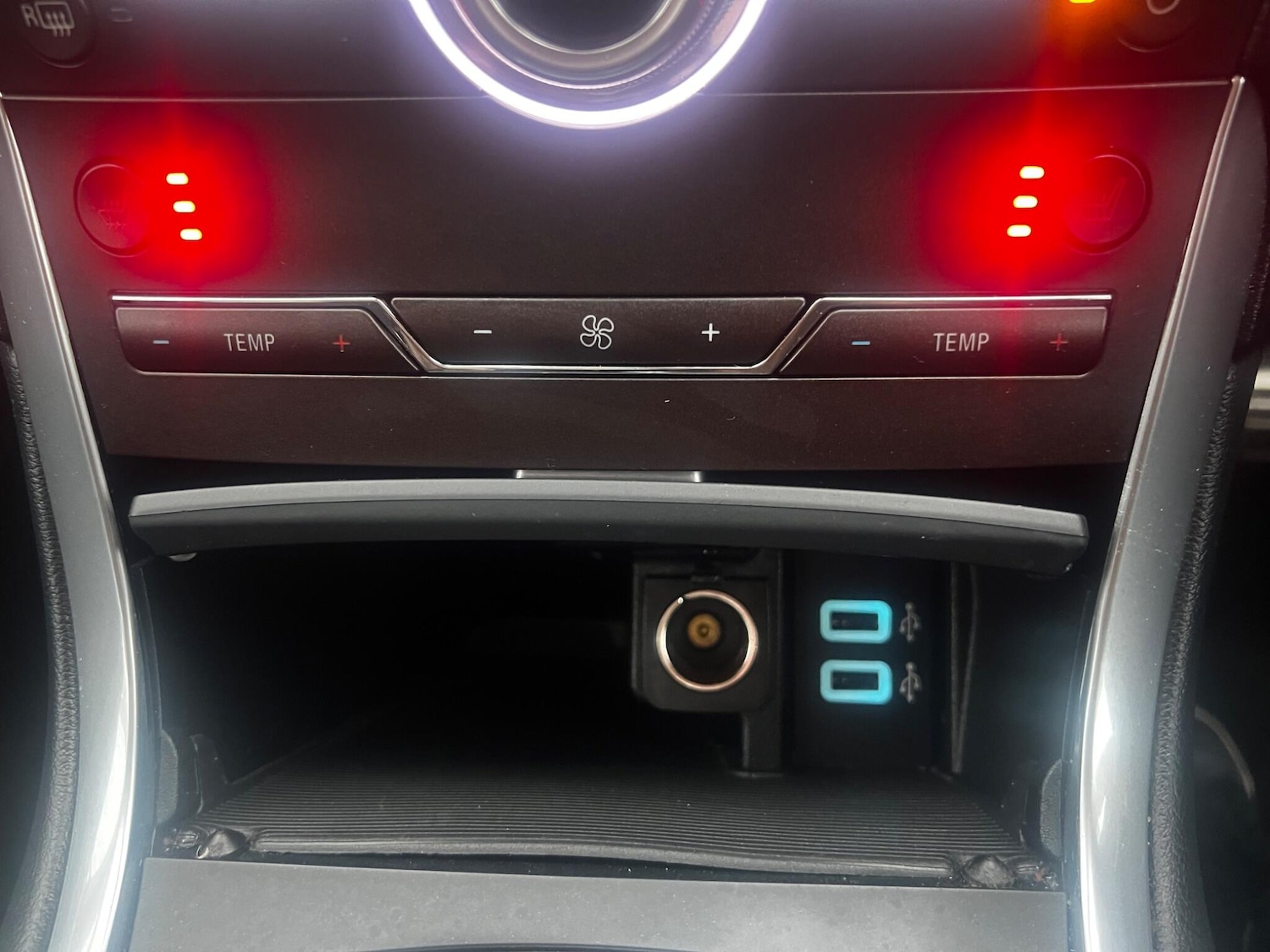 Used Ford S-Max 2017 for sale - 76560946: Photo 26