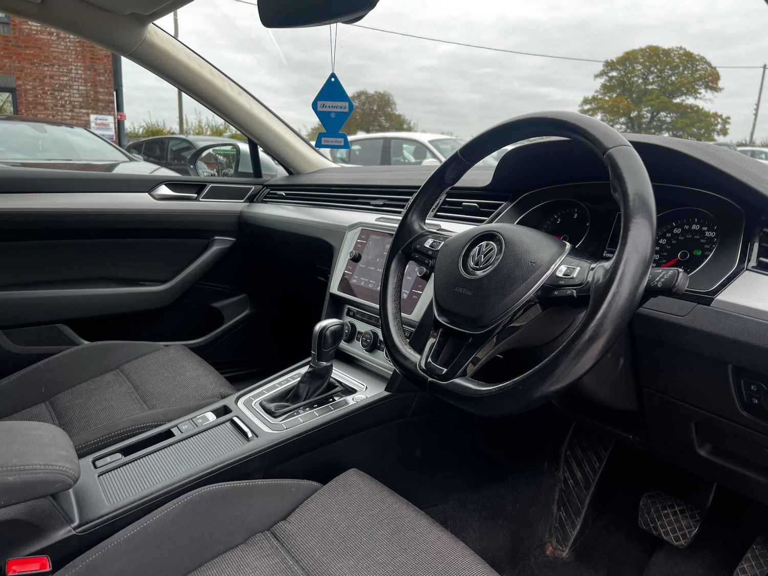 Used Volkswagen Passat 2018 for sale - 76486737: Photo 11