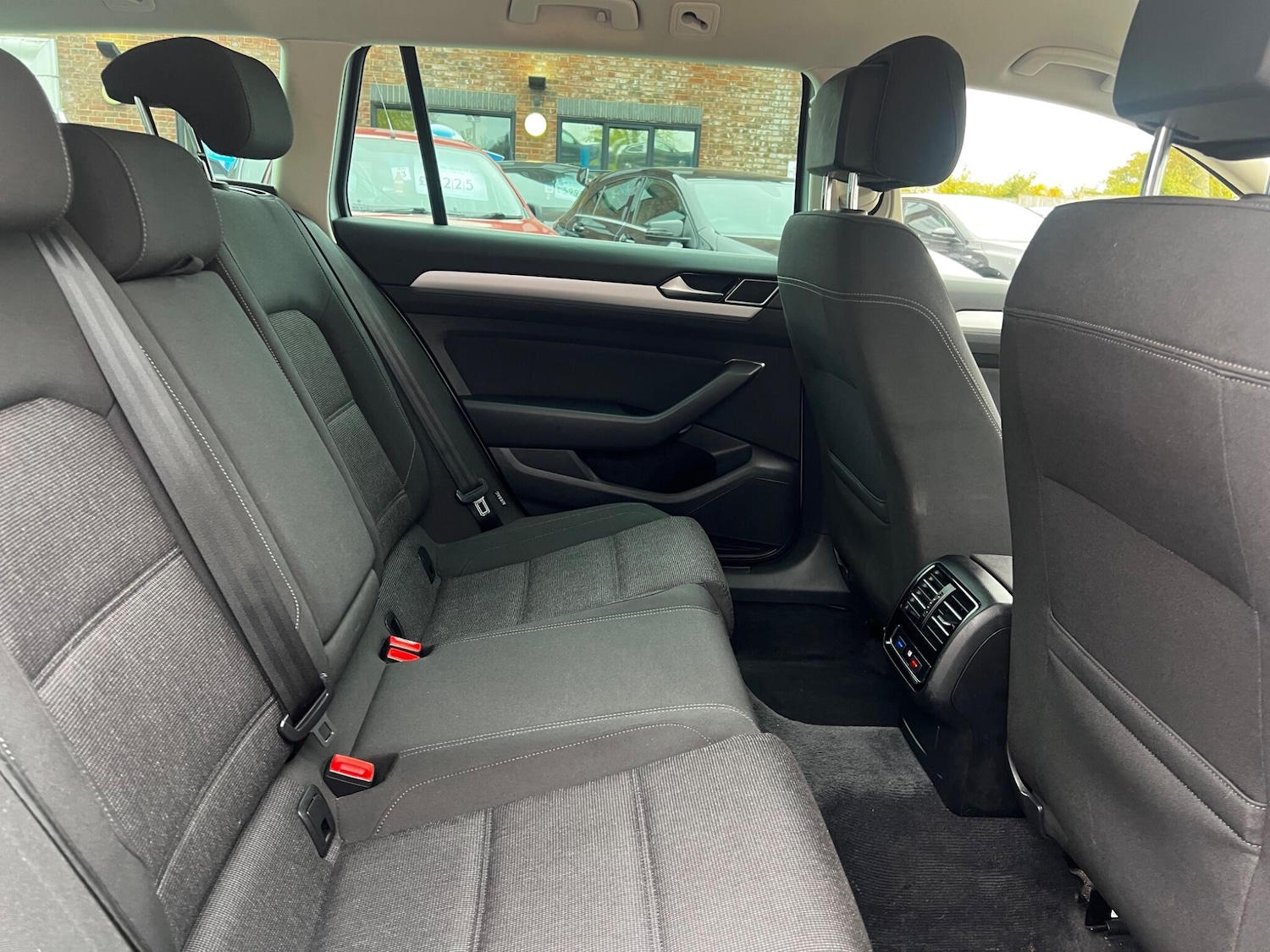 Used Volkswagen Passat 2018 for sale - 76486737: Photo 20