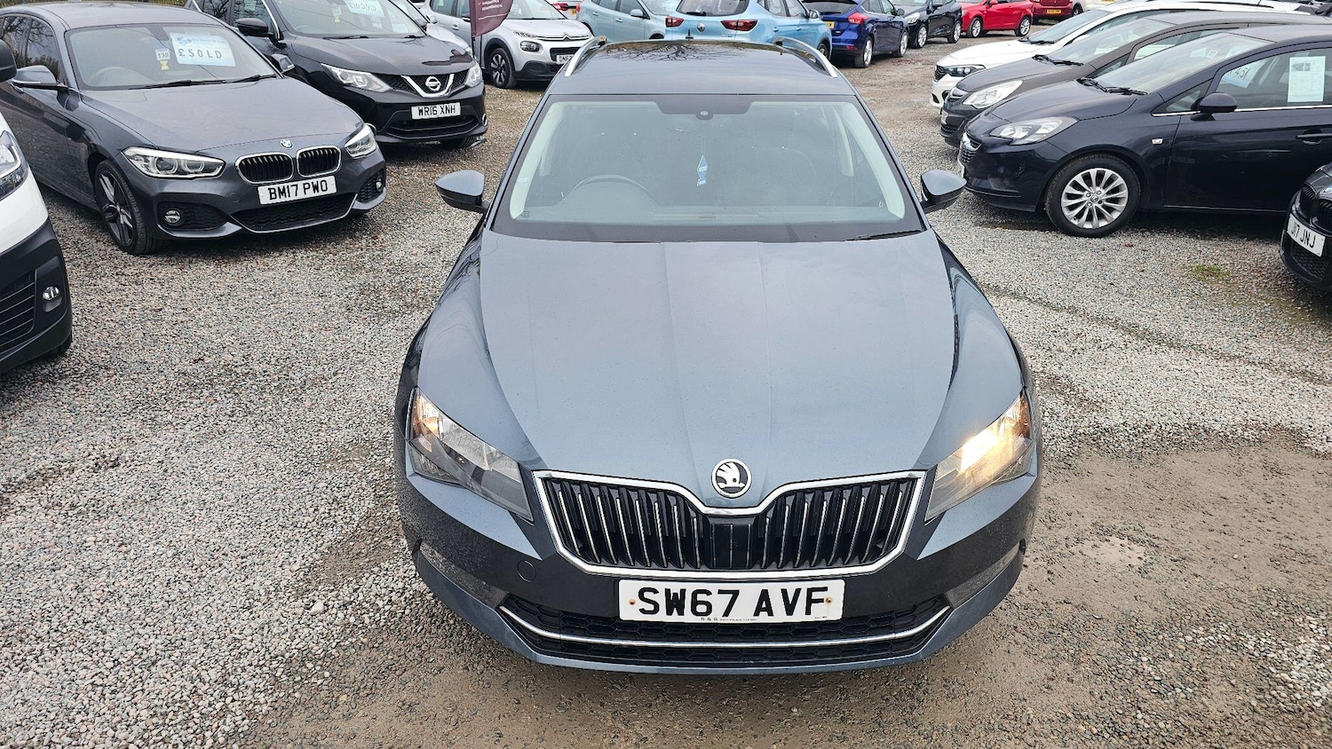 Used Skoda Superb 2017 for sale - 76991142: Photo 10