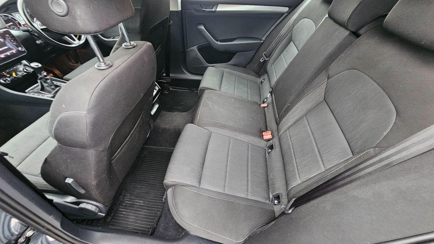 Used Skoda Superb 2017 for sale - 76991142: Photo 19