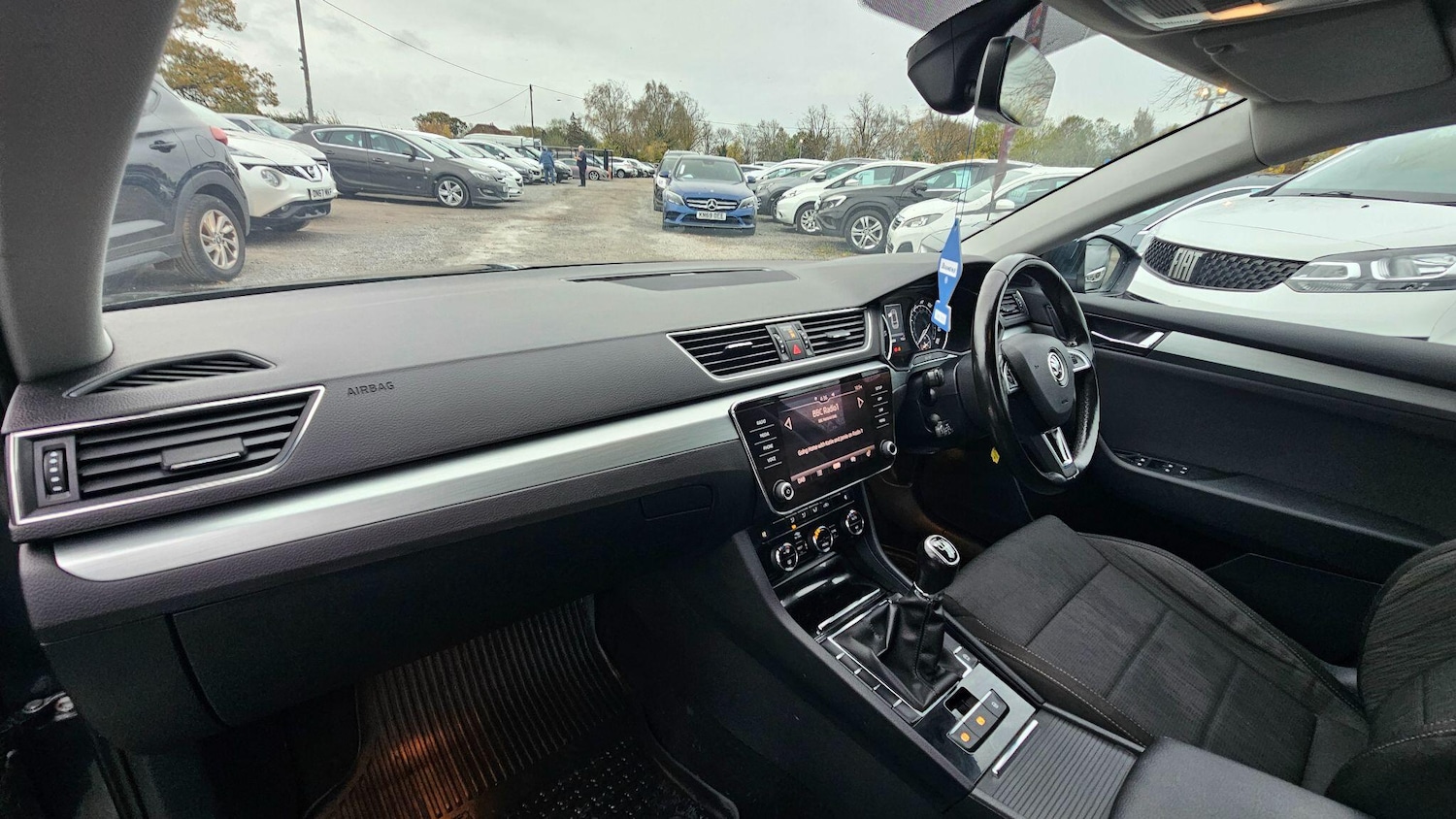 Used Skoda Superb 2017 for sale - 76991142: Photo 23