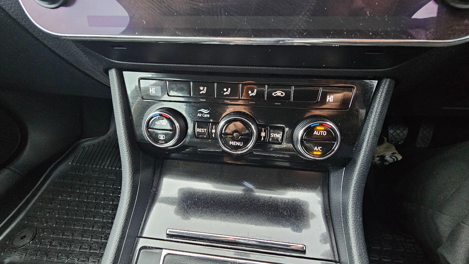 Used Skoda Superb 2017 for sale - 76991142: Photo 27