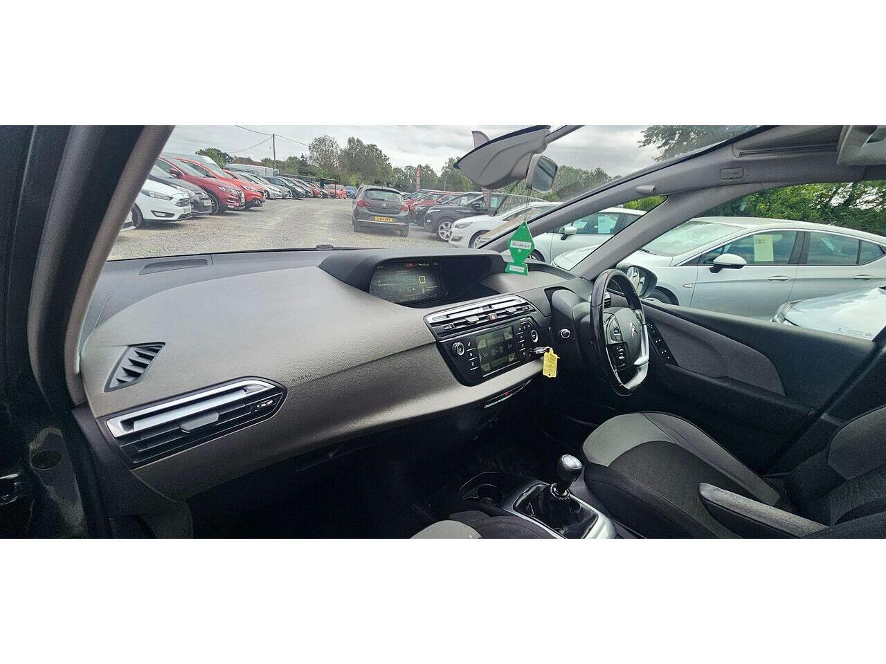 Used Citroen C4 Grand Picasso 2015 for sale - 76512362: Photo 24