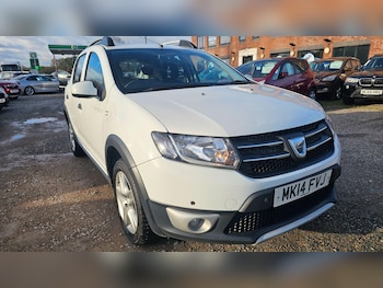 (14) - 1.5 dCi Laureate Euro 5 5dr