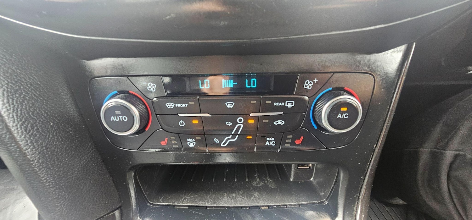 Used Ford Focus 2016 for sale - 76486773: Photo 27