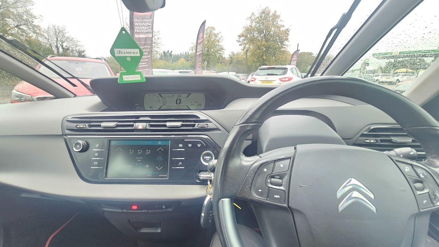 Used Citroen C4 Grand Picasso 2017 for sale - 76486785: Photo 12