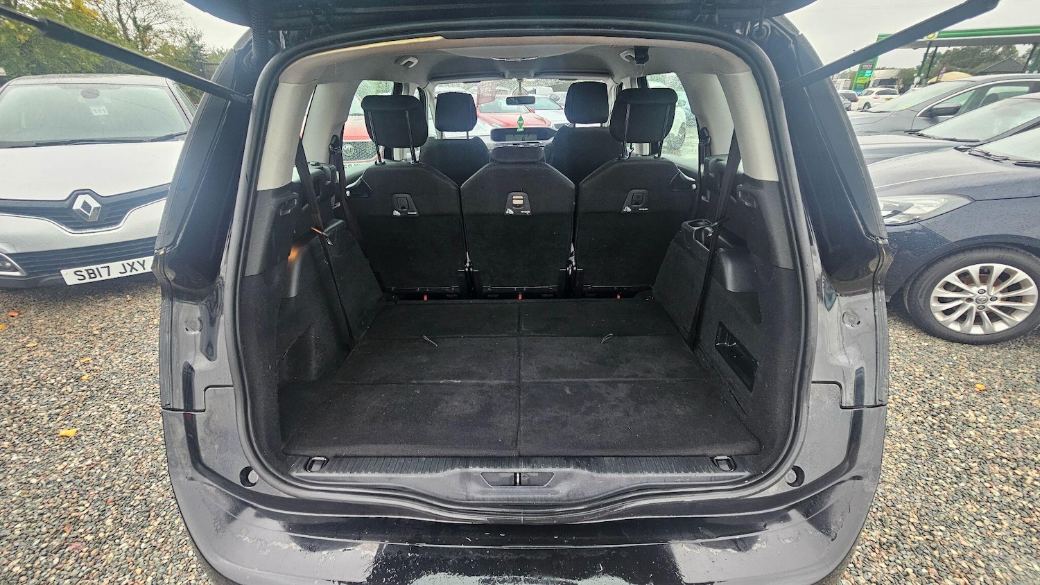 Used Citroen C4 Grand Picasso 2017 for sale - 76486785: Photo 27