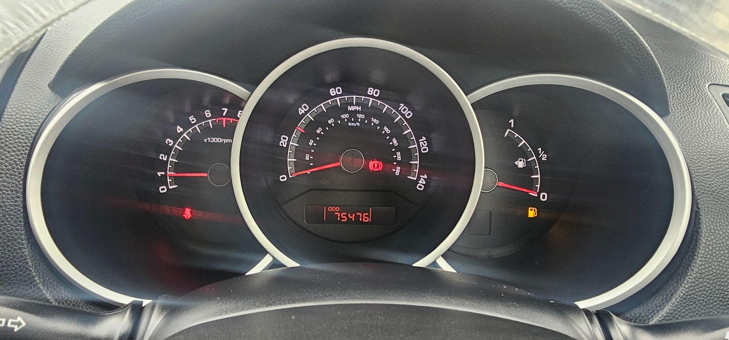 Used Kia Venga 2014 for sale - 76486717: Photo 31