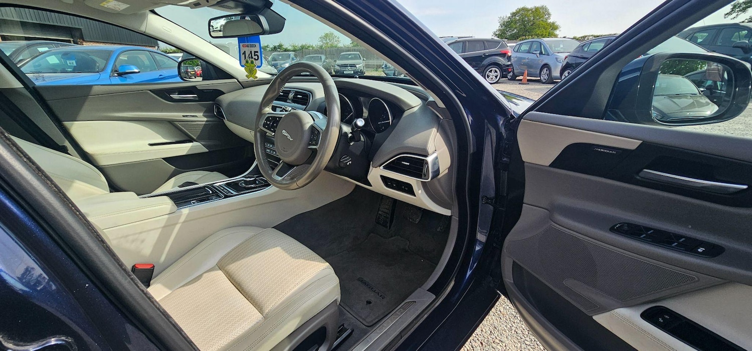 Used Jaguar XE 2017 for sale - 76486772: Photo 18