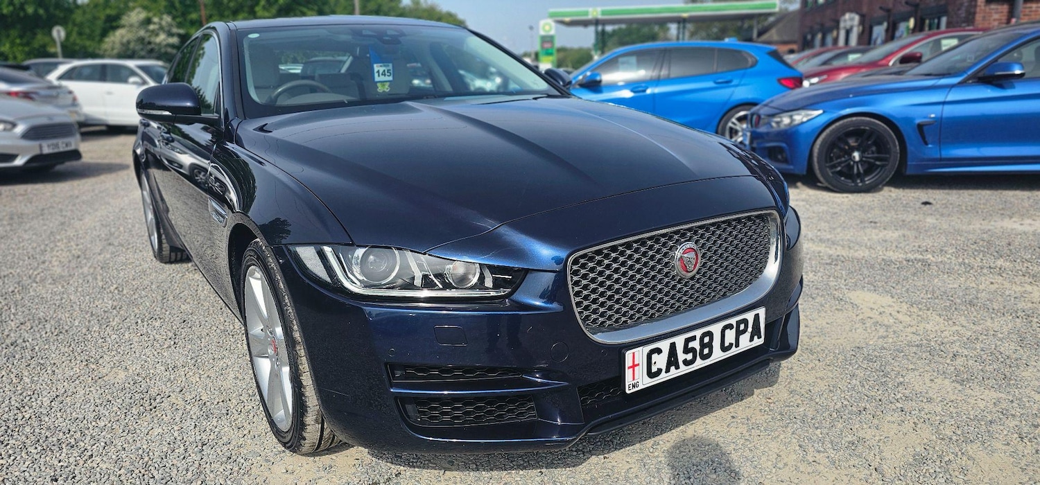 Used Jaguar XE 2017 for sale - 76486772: Photo 2