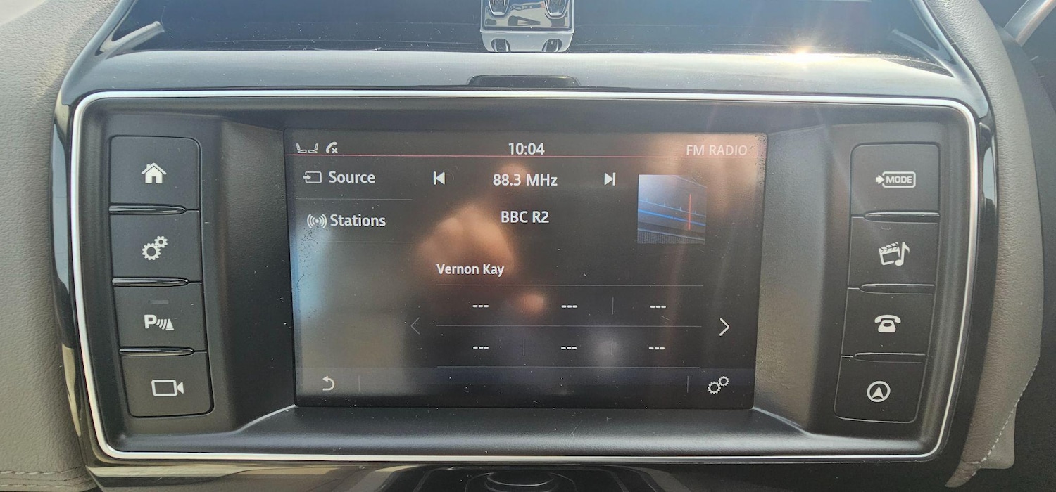 Used Jaguar XE 2017 for sale - 76486772: Photo 40