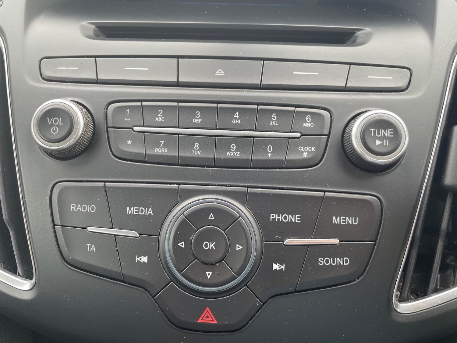 Used Ford Focus 2016 for sale - 76898585: Photo 32