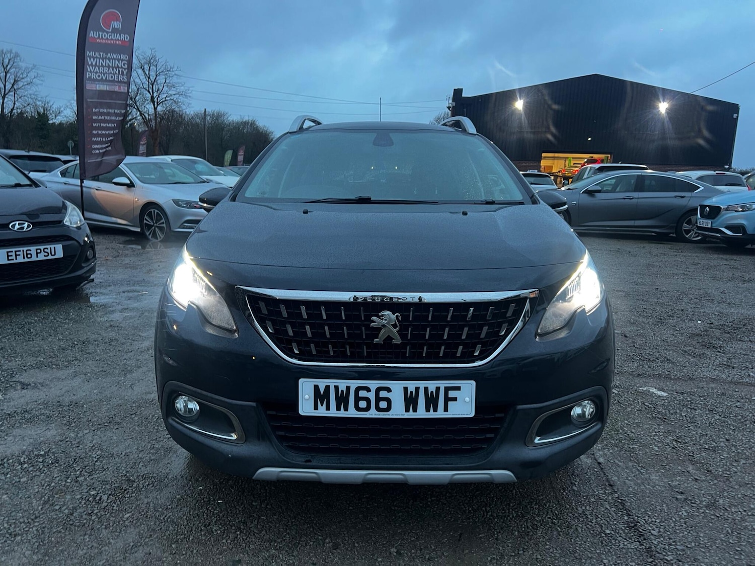 Used Peugeot 2008 2017 for sale - 76899609: Photo 2