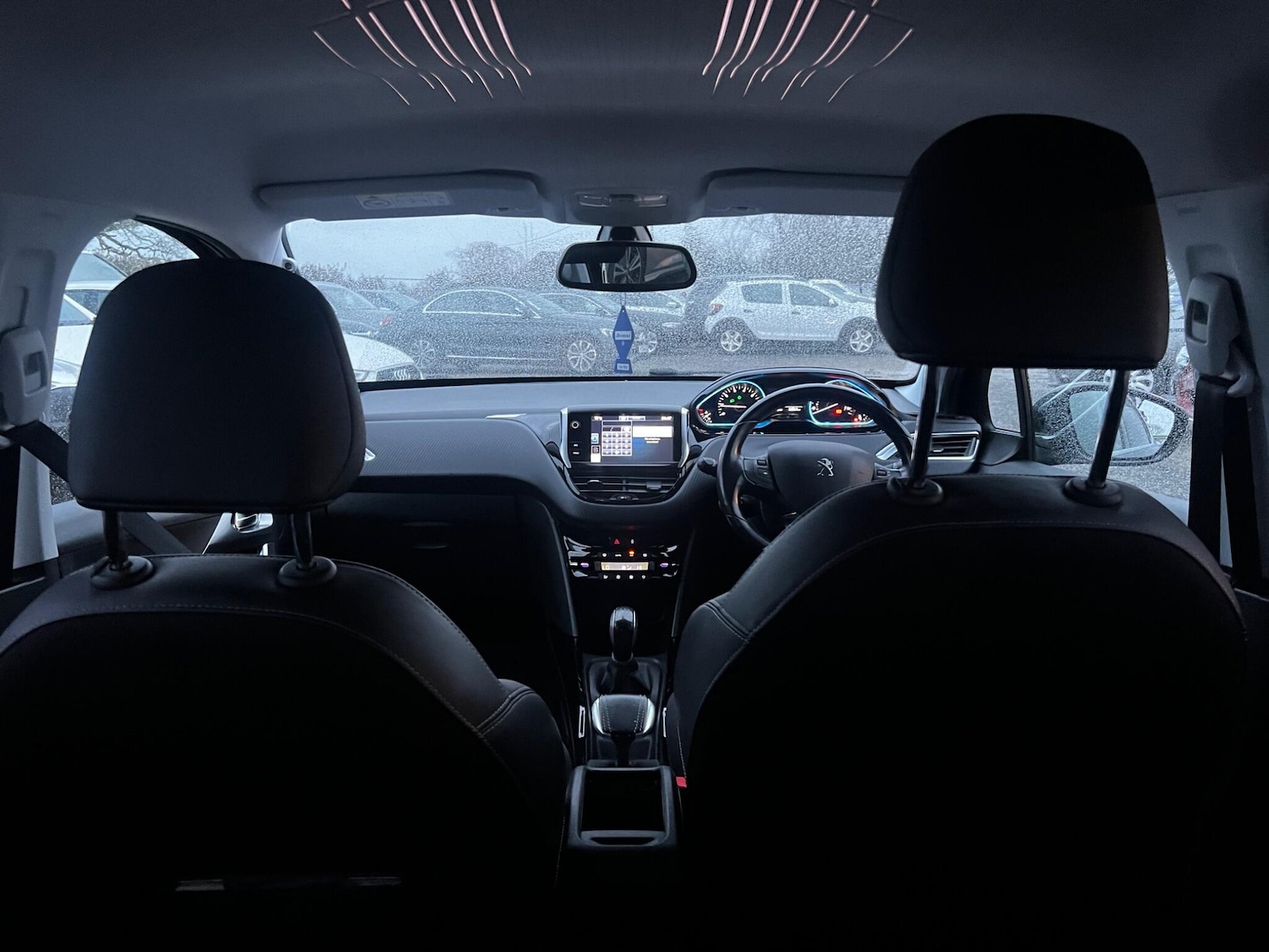 Used Peugeot 2008 2017 for sale - 76899609: Photo 28