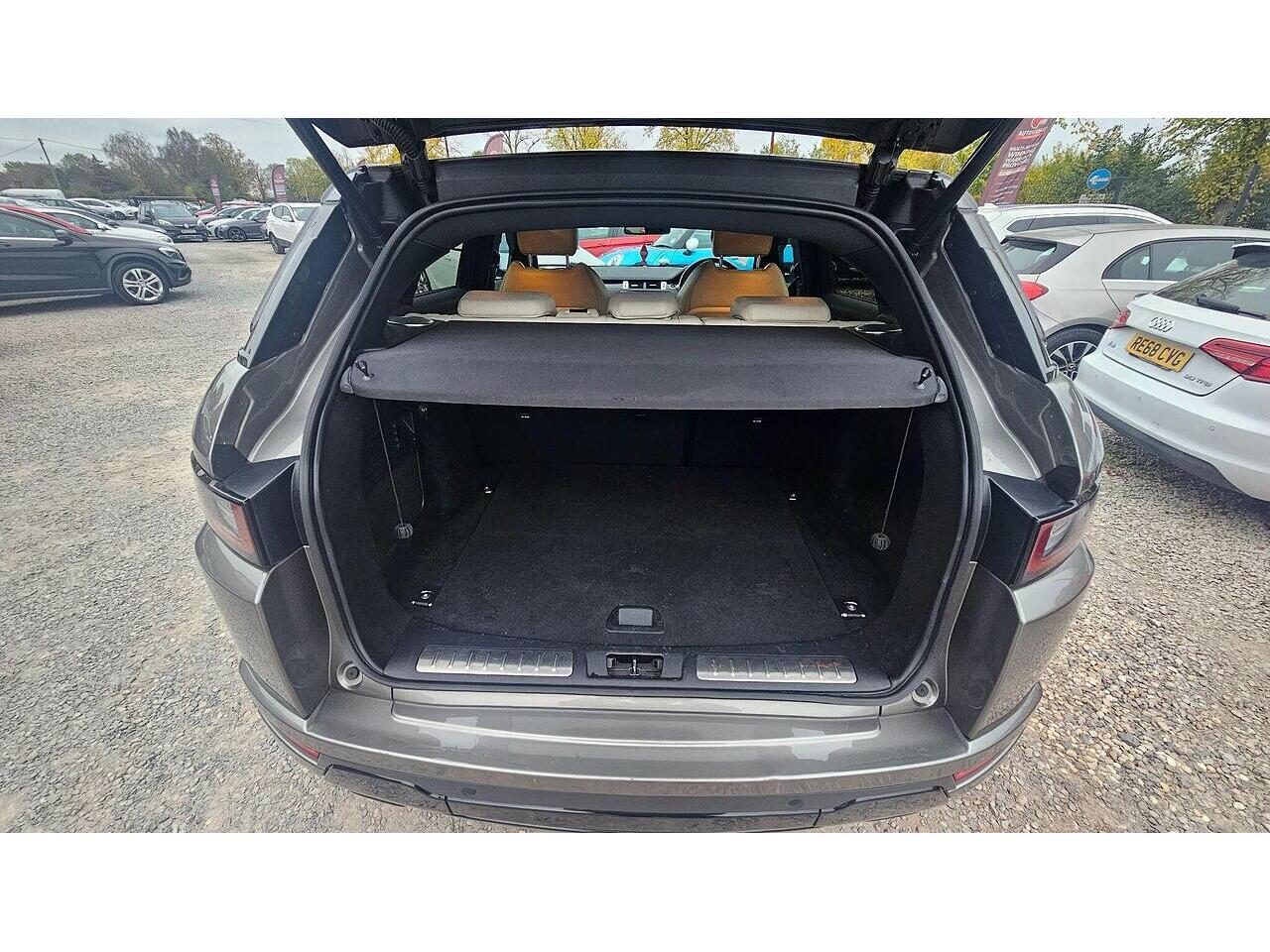 Used Land Rover Range Rover Evoque 2017 for sale - 76899139: Photo 17