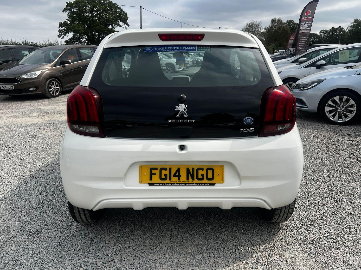 Used Peugeot 108 2014 for sale - 77143731: Photo 8