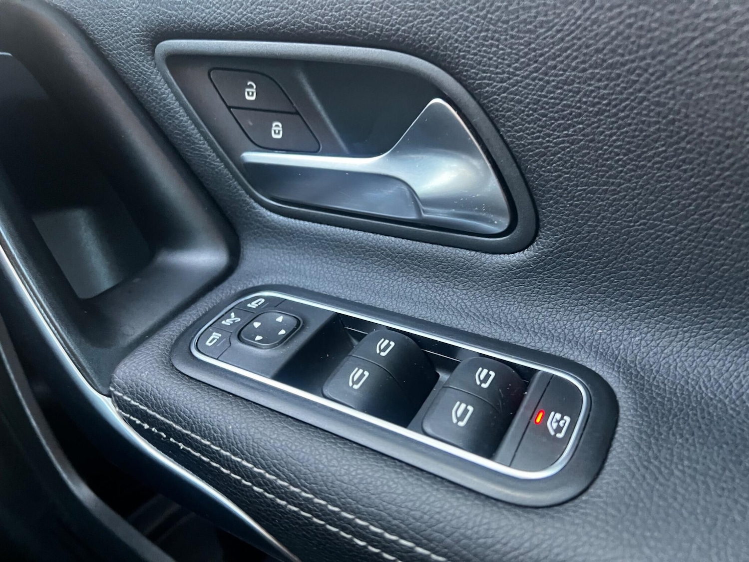 Used Mercedes-Benz A-Class 2018 for sale - 76633581: Photo 24