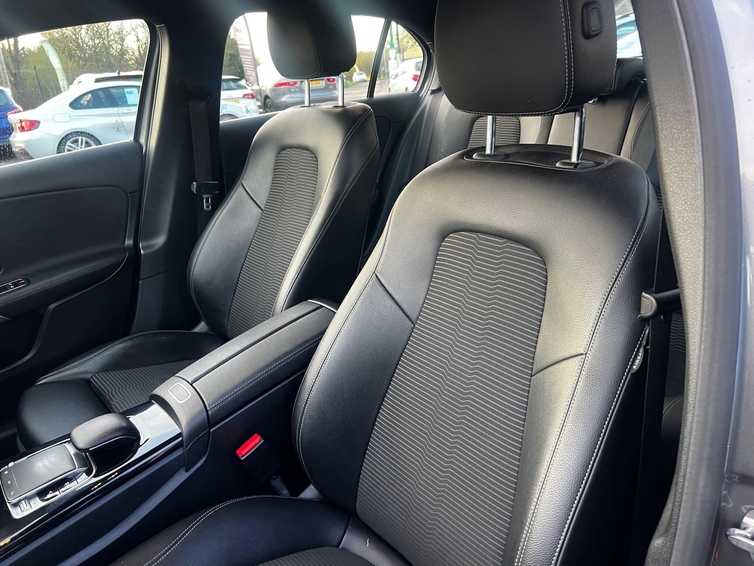 Used Mercedes-Benz A-Class 2018 for sale - 76633581: Photo 32