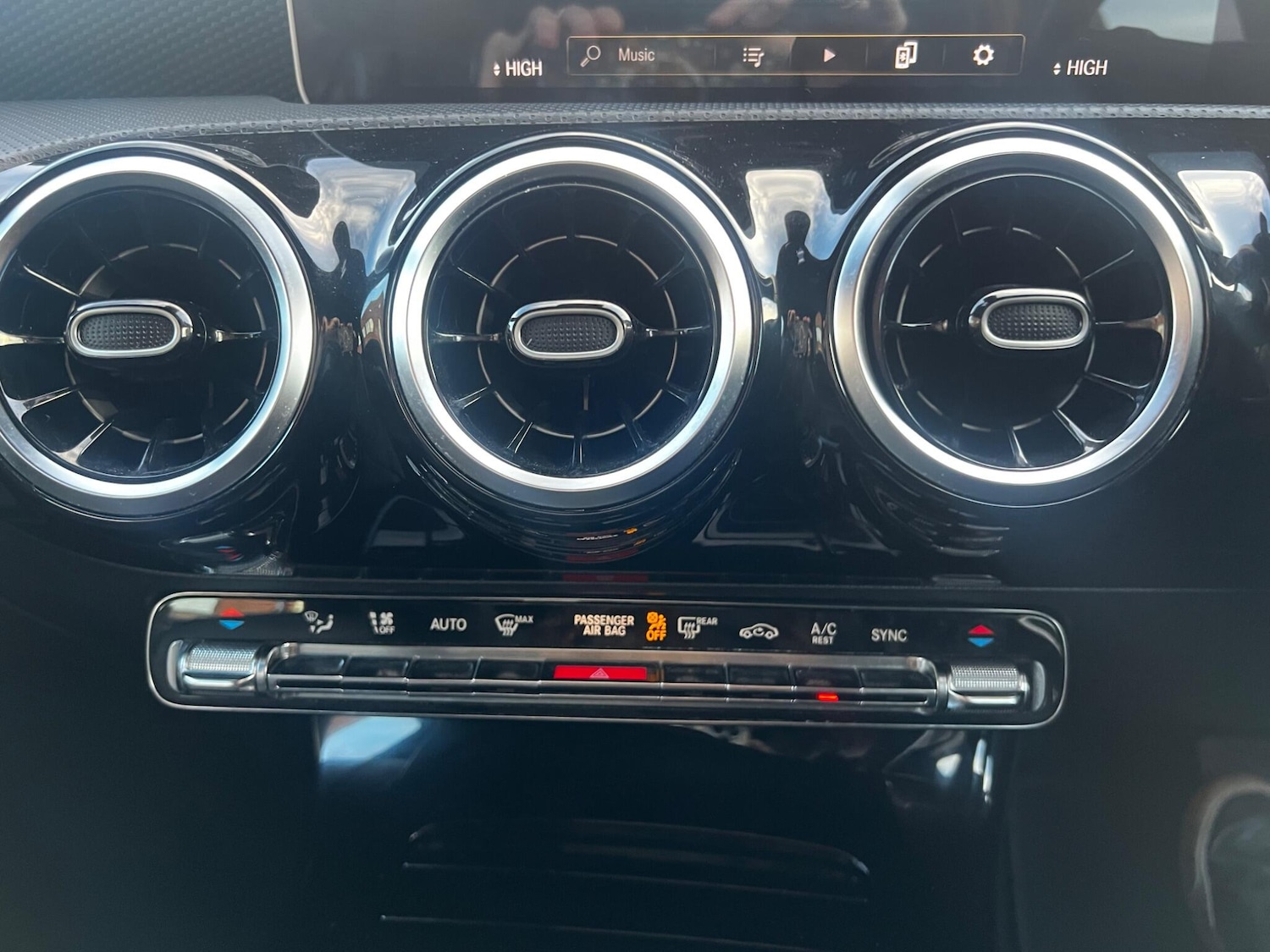 Used Mercedes-Benz A-Class 2018 for sale - 76633581: Photo 43