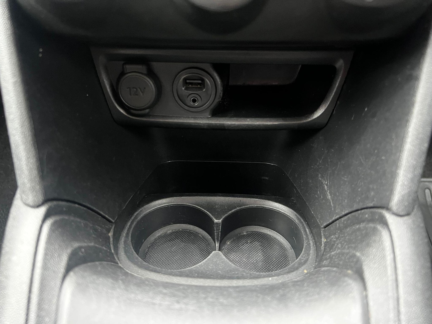 Used Peugeot 208 2016 for sale - 76486790: Photo 30