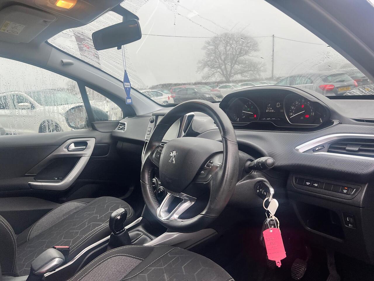 Used Peugeot 2008 2018 for sale - 77376783: Photo 11