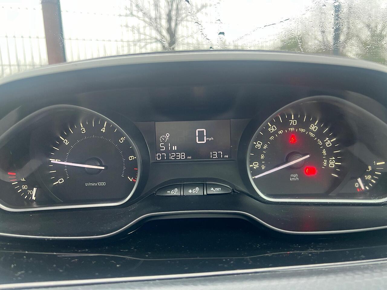 Used Peugeot 2008 2018 for sale - 77376783: Photo 26