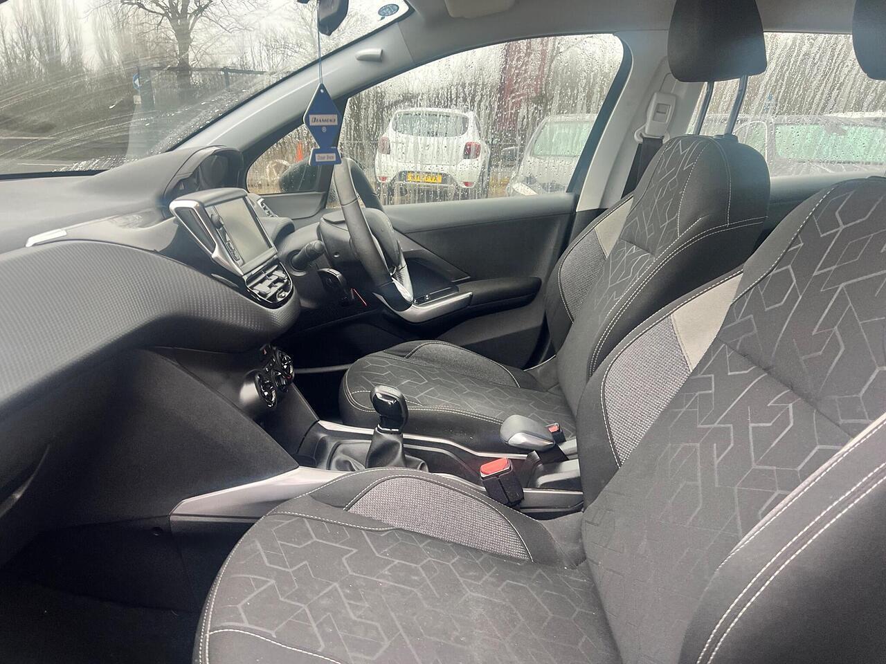 Used Peugeot 2008 2018 for sale - 77376783: Photo 28