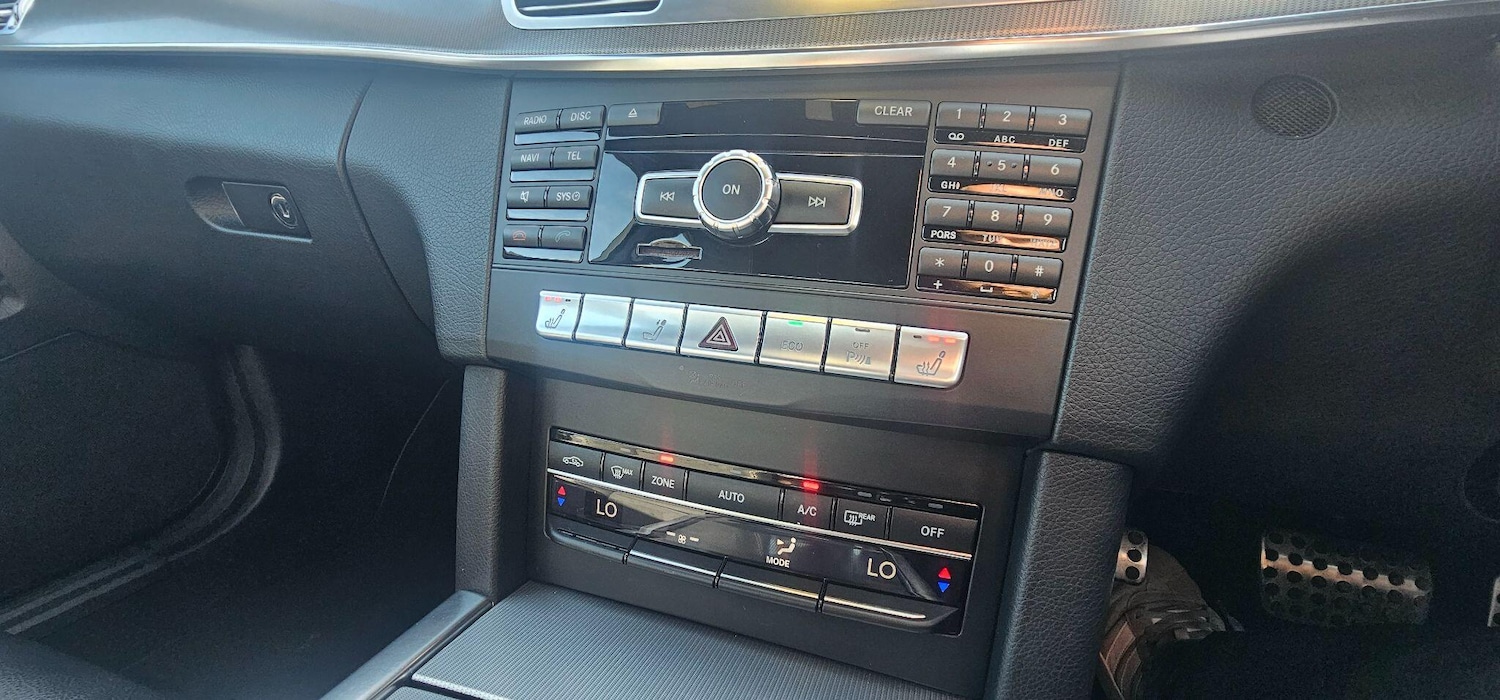 Used Mercedes-Benz E Class for sale - 76898256: Photo 36