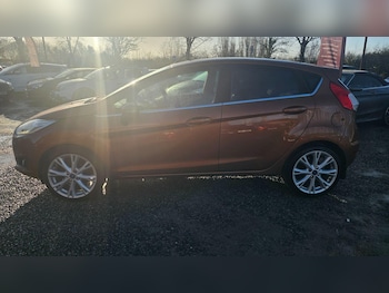 Used Ford Fiesta 2016 for sale - 76801716: Photo