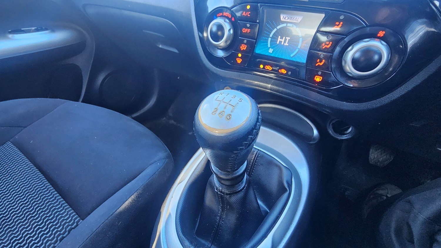 Used Nissan Juke 2018 for sale - 76486730: Photo 29