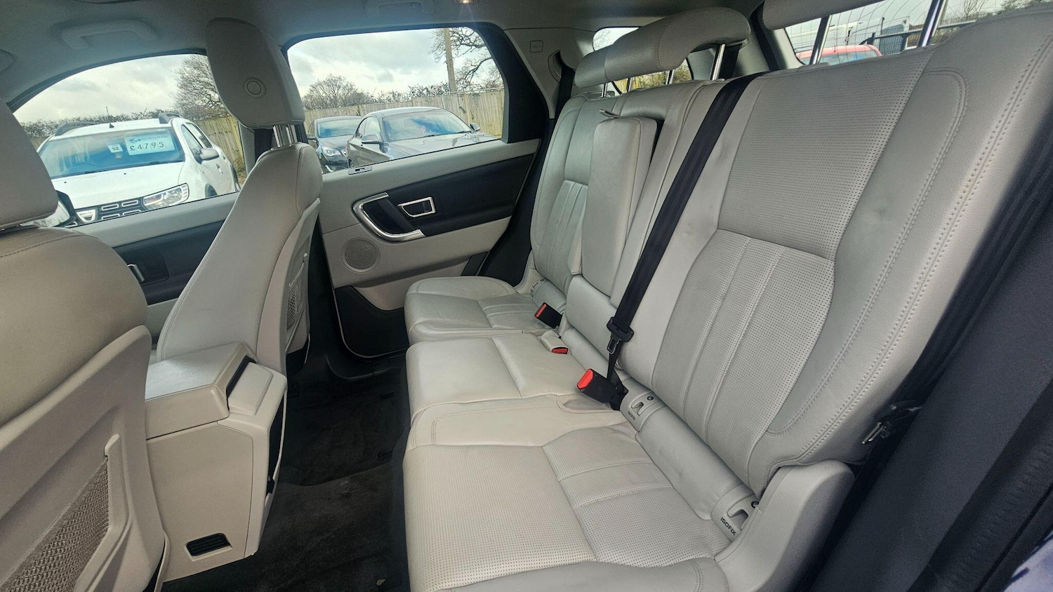 Used Land Rover Discovery Sport 2015 for sale - 77440650: Photo 18