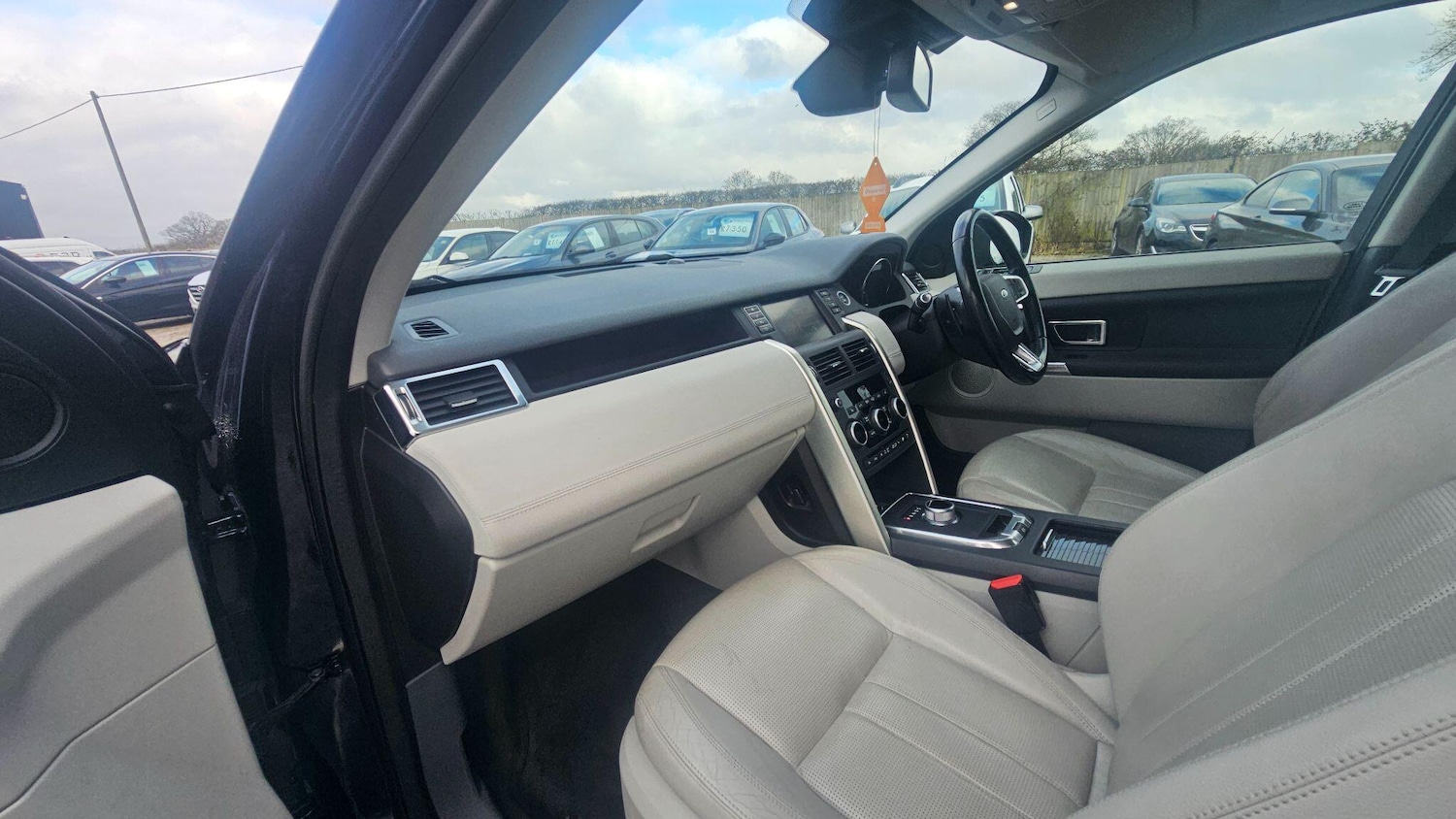 Used Land Rover Discovery Sport 2015 for sale - 77440650: Photo 19